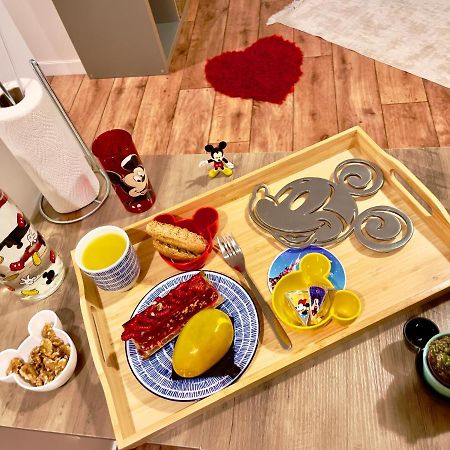 5 Min From Disneyland Cozy Retreat Apartment มองต์เตฮวา ภายนอก รูปภาพ