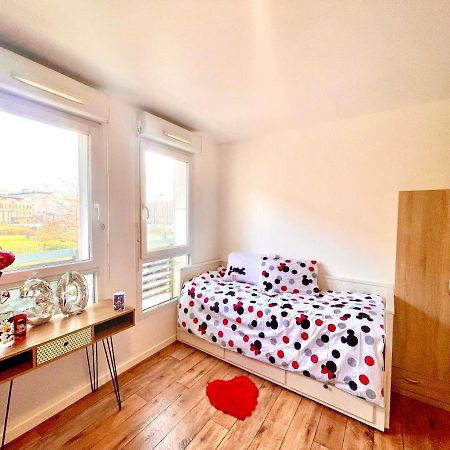 5 Min From Disneyland Cozy Retreat Apartment มองต์เตฮวา ภายนอก รูปภาพ