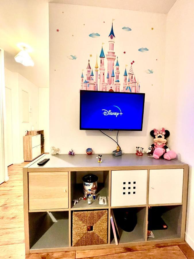 5 Min From Disneyland Cozy Retreat Apartment มองต์เตฮวา ภายนอก รูปภาพ